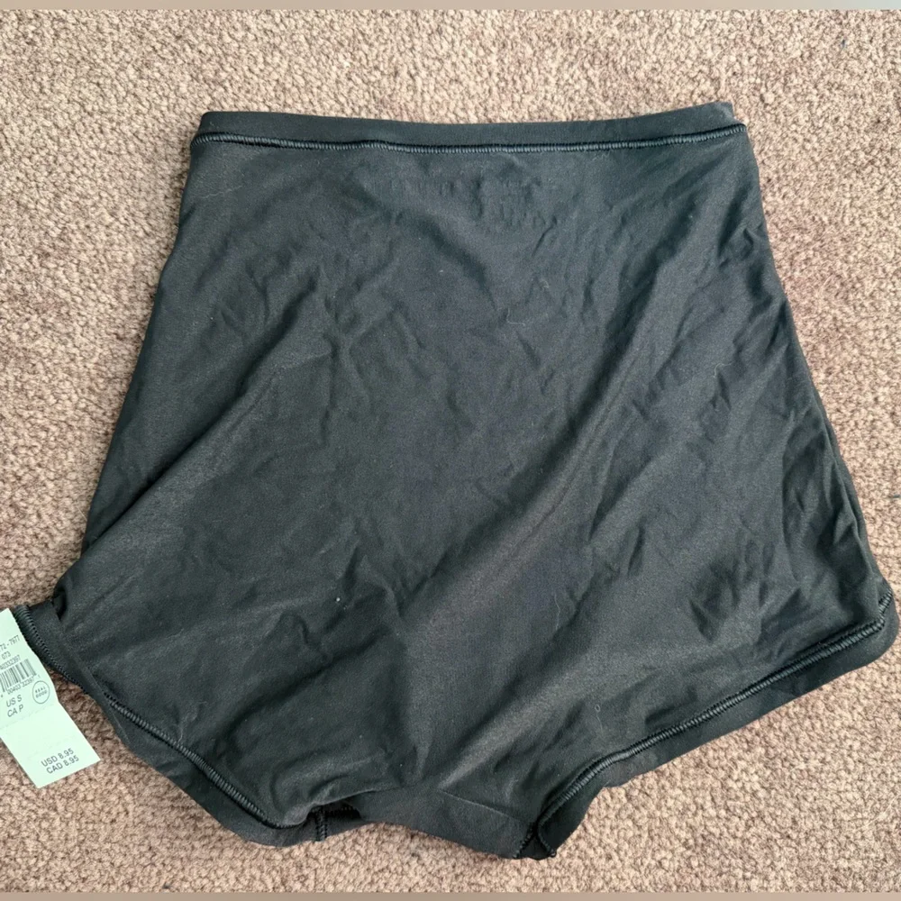 Aerie Black Boyshort Underwear, Size Small - Picture 2 of 4